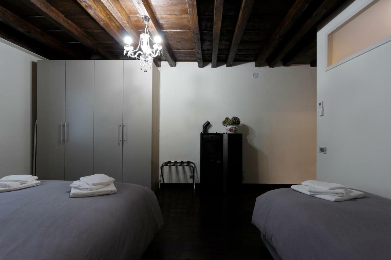 House 41, Nuovo In Borgo Storico Lägenhet Bergamo Exteriör bild
